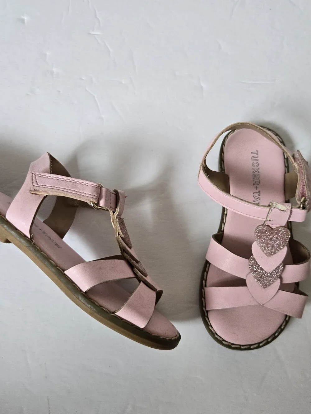 Tucker & Tate Toddler 8 Pink strappy heart sandals GUC Sparkle